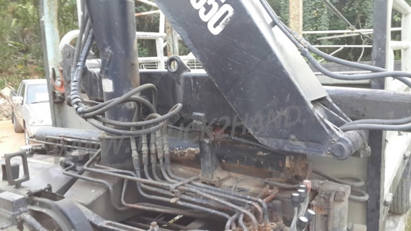 รถบรรทุก 6 ล้อติดเฮี้ยบ HINO  FC ติดเฮี้ยบ 3 ตัน ปีจดทะเบียน 2540  140 แรงม้า