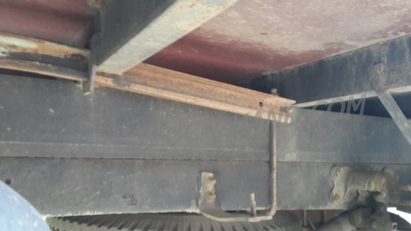 รถบรรทุก 6 ล้อติดเฮี้ยบ HINO  FC ติดเฮี้ยบ 3 ตัน ปีจดทะเบียน 2540  140 แรงม้า