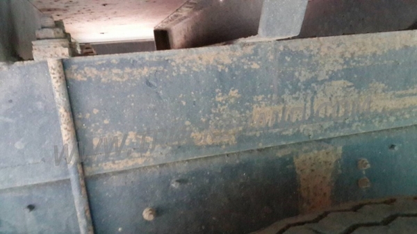 รถบรรทุก 6 ล้อติดเฮี้ยบ HINO  FC ติดเฮี้ยบ 3 ตัน ปีจดทะเบียน 2540  140 แรงม้า