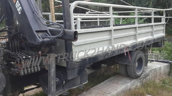 รถบรรทุก 6 ล้อติดเฮี้ยบ HINO  FC ติดเฮี้ยบ 3 ตัน ปีจดทะเบียน 2540  140 แรงม้า