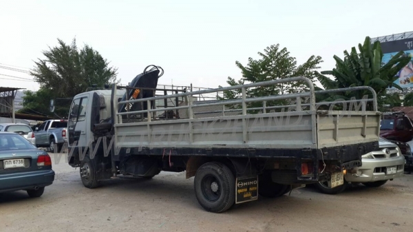 รถบรรทุก 6 ล้อติดเฮี้ยบ HINO  FC ติดเฮี้ยบ 3 ตัน ปีจดทะเบียน 2540  140 แรงม้า