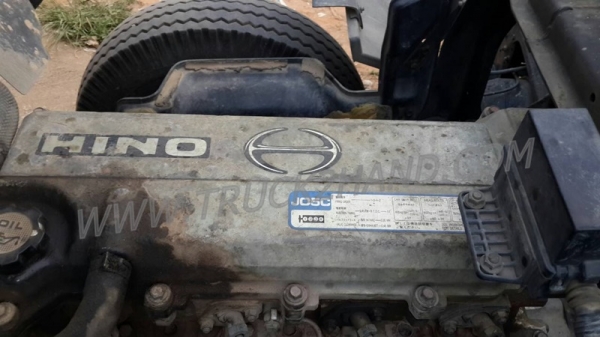 รถบรรทุก 6 ล้อติดเฮี้ยบ HINO  FC ติดเฮี้ยบ 3 ตัน ปีจดทะเบียน 2540  140 แรงม้า