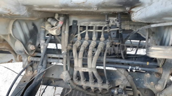 รถบรรทุก 6 ล้อติดเฮี้ยบ HINO  FC ติดเฮี้ยบ 3 ตัน ปีจดทะเบียน 2540  140 แรงม้า