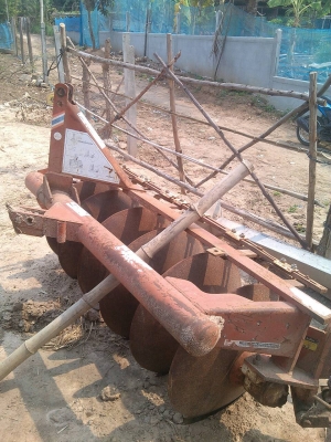 หาง 6 ใบ 24 ยี่ห้อ kk ใส่ 50 แรง ขึ้นไปครับ ต่อรองได้ ขายได้ขายเลยครับ