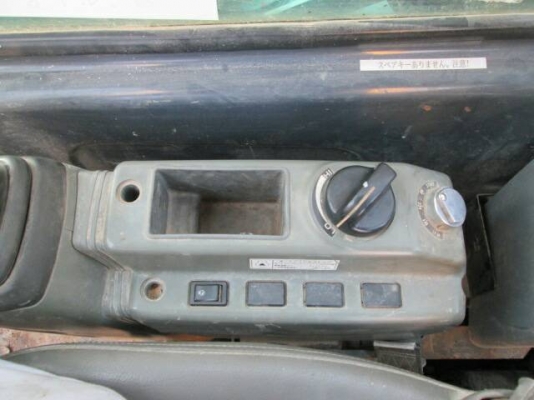 ขายรถขุด Kobelco SK 135 1,300 ช.ม. รถเก่าใน สภาพดีมาก ขายรถขุด Kobelco SK 135 1,300 ช.ม. รถเก่าใน สภาพดีมาก