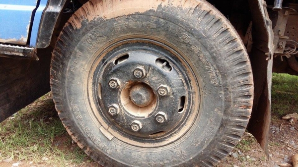 **อิซูซุ NPR115 แรง** ช่วงล่างเดิมๆ/แชทซีงามๆ ไม่ผุไม่ดาม/ยาวสีเมตรกว่า/ยางดี รถวิ่งงานปกติ**ไม่มีทะเบียน**โทรหาลุงโหนก 081 074 5778 จ้า