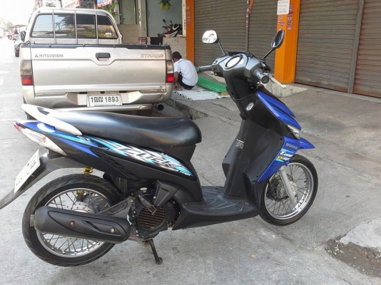 Click ปี 50 สีน้ำเงิน ชุดสีสด สวย เครื่องเดิม แน่นๆไม่เคยแกะ มีเล่ม เอกสารครบ โอนได้เลย รับรองซื้อแล้วไม่ผิดหวัง