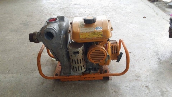 ปั๊มน้ำเก่าญี่ปุ่น   KUBOTA  รุ่น  GN1450-F  เครื่องยนต์ติดง่าย สภาพพร้อมใช้งาน