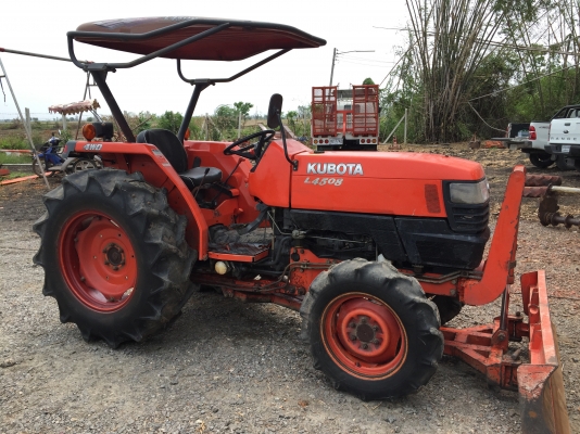 รถสวยเดิม L4508 ใบดันคานล่าง  เครื่องเกียร์ไฮดรอลิค สมบูรณ์มาก ได้ไปคุ้มชัวร์