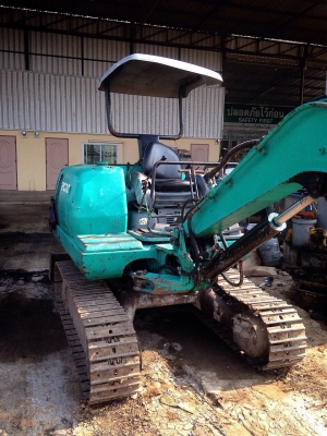 ขายด่วน kumatsu PC30-7