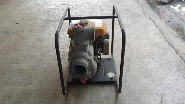 ปั๊มน้ำเก่าญี่ปุ่น ROBIN รุ่น  EY20  เครื่องยนต์ติดง่าย สภาพพร้อมใช้งาน