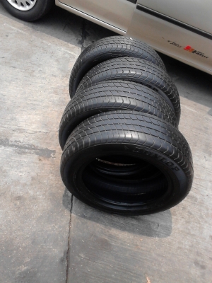 185/60R15 DUNLOP SP SPORT 2030 ปี2012 ชุด 4 เส้น TEL.081-427-3941 185/60R15 DUNLOP SP SPORT 2030 ปี2012 ชุด 4 เส้น TEL.081-427-3941