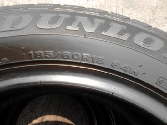 185/60R15 DUNLOP SP SPORT 2030 ปี2012 ชุด 4 เส้น TEL.081-427-3941 185/60R15 DUNLOP SP SPORT 2030 ปี2012 ชุด 4 เส้น TEL.081-427-3941