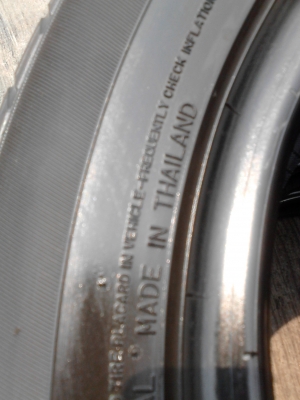 185/60R15 DUNLOP SP SPORT 2030 ปี2012 ชุด 4 เส้น TEL.081-427-3941 185/60R15 DUNLOP SP SPORT 2030 ปี2012 ชุด 4 เส้น TEL.081-427-3941