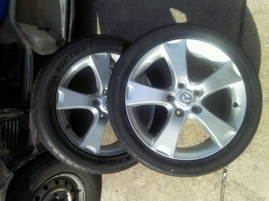 แม็กขอบ 17พร้อมยาง เป็นอะไหล่ มี2 วงครับ