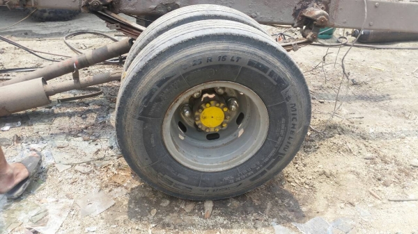 F หน้า F หลัง isuzu พร้อม กะทะยาง ยางใช้ได้ 6 เส้น