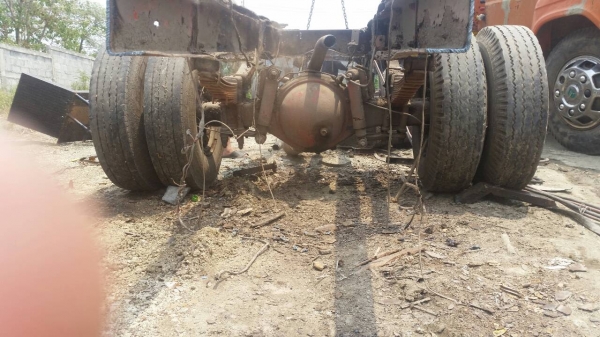 F หน้า F หลัง isuzu พร้อม กะทะยาง ยางใช้ได้ 6 เส้น