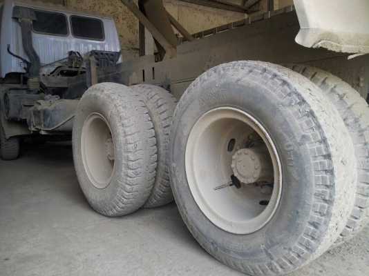 10 ล้อ 2 เพลา หัว-คัสซี่ 260 แรงม้า HINOFM2KNMD-10325 ปี2542 รถห้างแท้เดิม เครื่องดี-คัสซี่ สวย