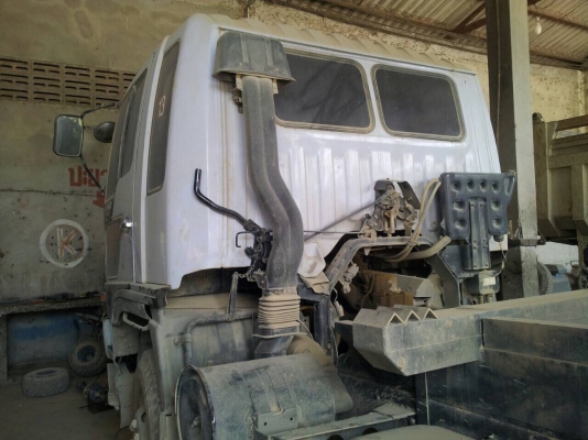 10 ล้อ 2 เพลา หัว-คัสซี่ 260 แรงม้า HINOFM2KNMD-10325 ปี2542 รถห้างแท้เดิม เครื่องดี-คัสซี่ สวย