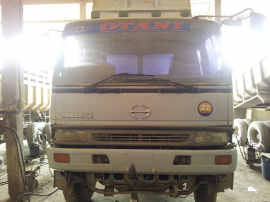 10 ล้อ 2 เพลา หัว-คัสซี่ 260 แรงม้า HINOFM2KNMD-10325 ปี2542 รถห้างแท้เดิม เครื่องดี-คัสซี่ สวย