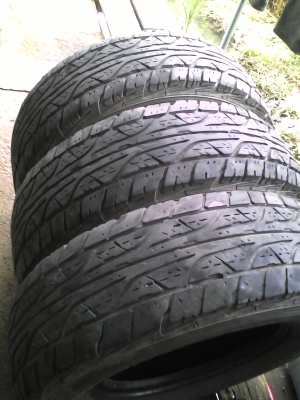 235/75R15 DUNLOP GRANDTREK AT3 มี  3 เส้น TEL.081-427-3941