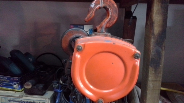 ลดราคา ขายรอกวื่ง 2 TON made in japan ลดราคา ขายรอกวื่ง 2 TON made in japan