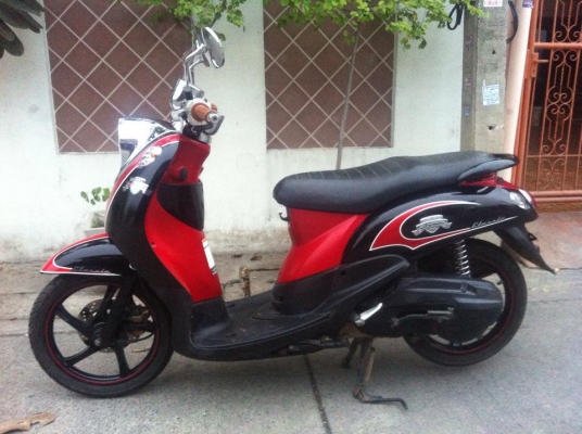 Yamaha Fino Classic แดง ดำ ล้อแม็ก ชุดหน้าโครมเมี่ยม สวย