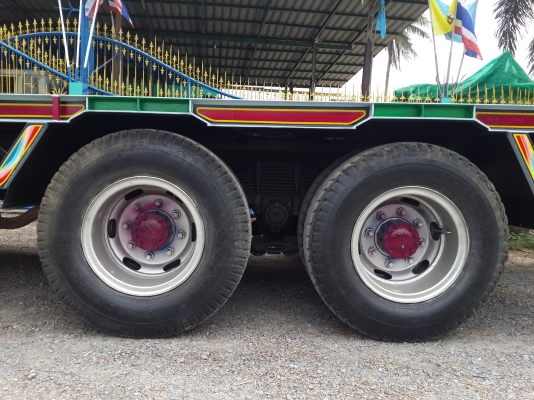 ขายรถเทรลเลอร์ 10 ล้อ ISUZU ROCKY เครื่อง 6BG1 = 175 แรงม้า รถ 2 เพลา บรรทุกรถเกี่ยวข้าว