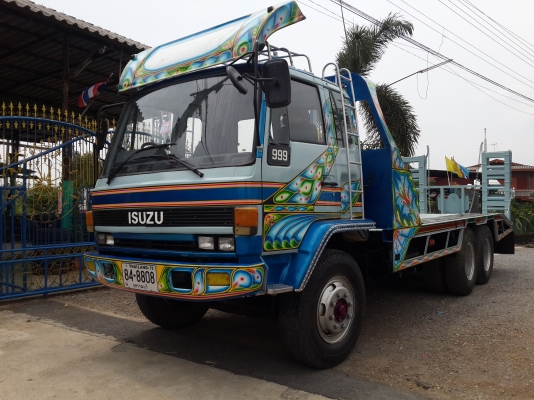 ขายรถเทรลเลอร์ 10 ล้อ ISUZU ROCKY เครื่อง 6BG1 = 175 แรงม้า รถ 2 เพลา บรรทุกรถเกี่ยวข้าว