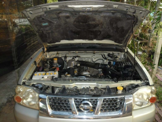 NISSAN FRONTIER 2.7 KINGCAB 04