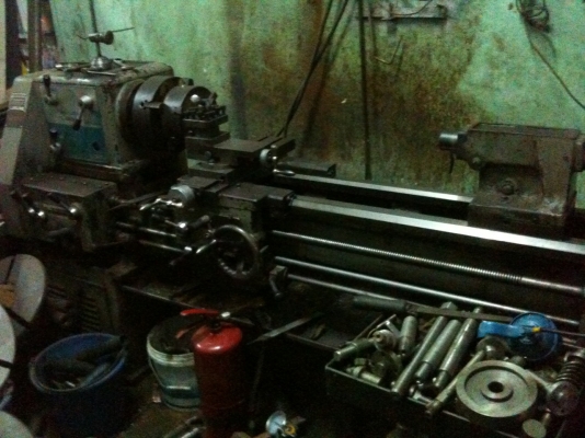 แท่นกลึง 6 ฟุต 3 เพลา เกียร์บล็อก ไต้หวัน ยี่ห้อ เปียงเหลียง สภาพสวย ๆ ใช้งานอยู่ เครื่องเงียบ ด่วน !!! 87,000