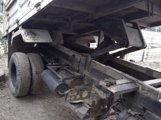 ขายรถบรรทุกหกล้อดั๊ม