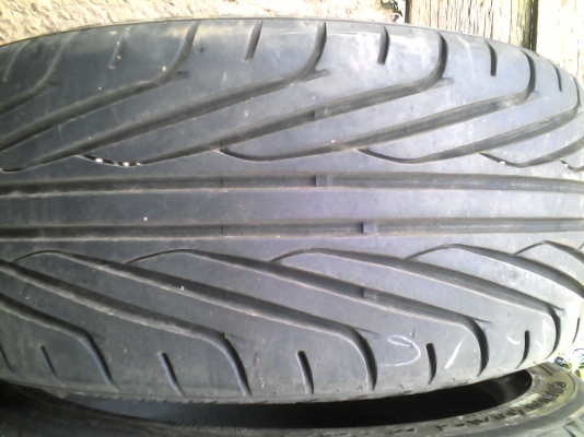 205/45R16  มี 2 เส้น ติดต่อโทร.081-427-3941