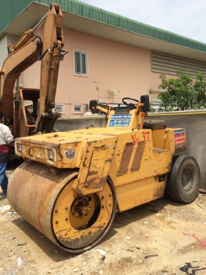 ขายรถบด SAKAI TG500 สภาพสวยราคา 300,000 ถูกๆ