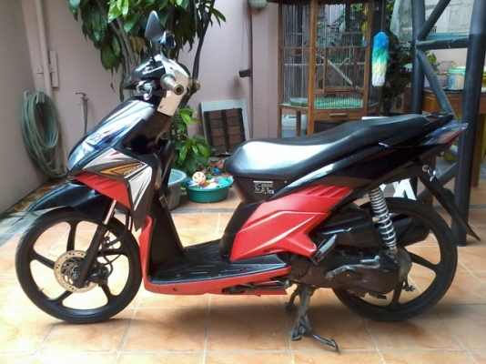 ขายClick 110i ปี55 ไมล์ขาว ล้อแม็ก รถเครื่องเดิมๆสภาพดี