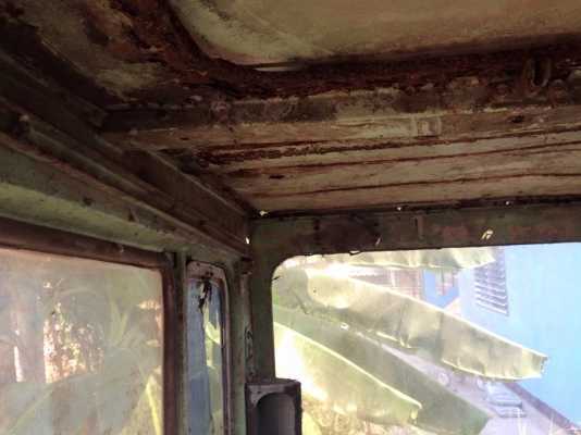 PC120 KOMATSU   เฉพาะหัวเก๋ง ราคา 20,000 บาท