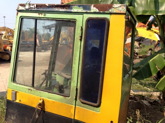 PC120 KOMATSU   เฉพาะหัวเก๋ง ราคา 20,000 บาท