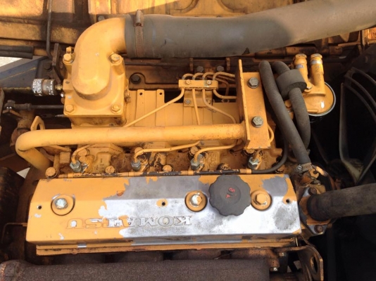 KOMATSU PC60-5 รถเก่านำเข้าจากญี่ปุ่นไม่เคยใช้งานในไทย เอกสารใบอินวอยแจ้งจำหน่าย สภาพสวยเดิมๆทุกอย่าง ชั่วโมง 6135 เครื่อง : 4D95L-1 (4 สูบ) ปั้ม : komatsu ปั้มนิ้ว ซีเรียล : PC60-5/20813 ตัวเดิน : HYdash -คอลโทรลยาว -ระบบไฟครบ -ใบแทรคยาว 45ซม ราคา 700 KOMATSU PC60-5 รถเก่านำเข้าจากญี่ปุ่นไม่เคยใช้งานในไทย เอกสารใบอินวอยแจ้งจำหน่าย สภาพสวยเดิมๆทุกอย่าง ชั่วโมง 6135 เครื่อง : 4D95L-1 (4 สูบ) ปั้ม : komatsu ปั้มนิ้ว ซีเรียล : PC60-5/20813 ตัวเดิน : HYdash -คอลโทรลยาว -ระบบไฟครบ -ใบแทรคยาว 45ซม ราคา 700