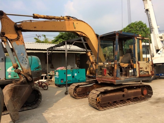 Komatsu 60-5 รถใน สภาพพร้อมใช้ ราคา 395,000 บาท Komatsu 60-5 รถใน สภาพพร้อมใช้ ราคา 395,000 บาท