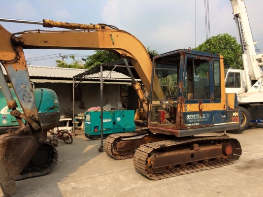 Komatsu 60-5 รถใน สภาพพร้อมใช้ ราคา 395,000 บาท Komatsu 60-5 รถใน สภาพพร้อมใช้ ราคา 395,000 บาท