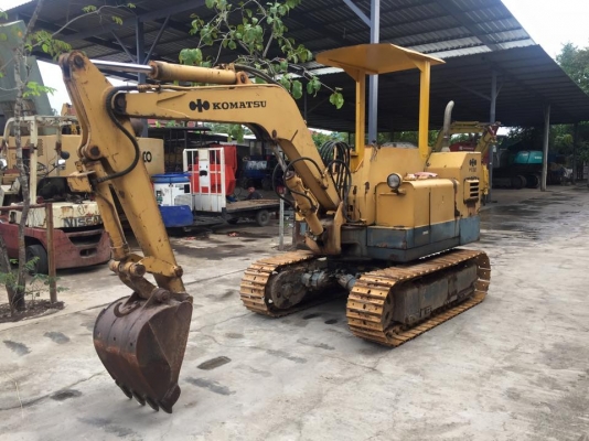 KOMATSU PC02 รถนอกญี่ปุ่นไม่เคยใช้งานในไทย   สีเดิม เครื่องแน่น พร้อมทำงาน  ราคา 150,000 บาท (ต่อรองได้)  พร้อมใบแจ้งจำหน่ายอินวอย