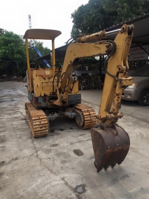 KOMATSU PC02 รถนอกญี่ปุ่นไม่เคยใช้งานในไทย   สีเดิม เครื่องแน่น พร้อมทำงาน  ราคา 150,000 บาท (ต่อรองได้)  พร้อมใบแจ้งจำหน่ายอินวอย