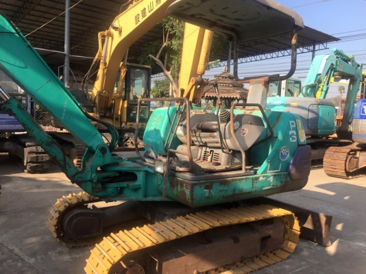 KOMATSU PC30-7 รถเก่านำเข้าจากญี่ปุ่นไม่เคยใช้งานในไทย  สภาพพร้อมลุยงาน + เอกสารใบแจ้งจำหน่าย  ชั่วโมง 8114 ซีเรียล : 20128 ซีเรียลสูง  ตัวเดิน : นาชิ เครื่อง : 3D84-2E ขนาด : 3 สูบ ปั้ม : Uchida ยูชิดะ ปั้มนิ้ว -คอลโทรลสั้นน้ำมัน -ระบบไฟครบ -ขนาดรถกว้างย