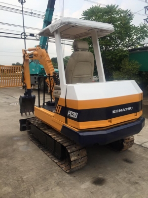 KOMATSU PC30-1 รถเก่านำเข้าจากญี่ปุ่นไม่เคยใช้งานในไทย  สภาพพร้อมลุยงาน เอกสารใบอินวอยแจ้งจำหน่าย  ชั่วโมง 3285 ซีเรียล 01265 ตัวเดิน : KOMATSU มอเตอร์งอ เบอร์40 เครื่องยนต์ : 3484-1B โคมัสสุ 3สูบ ปั้ม : เฟือง2ตอน ระบบครบ ใบแทรค ยาว30ซม ,43ข้อ ,ร่องกว้าง