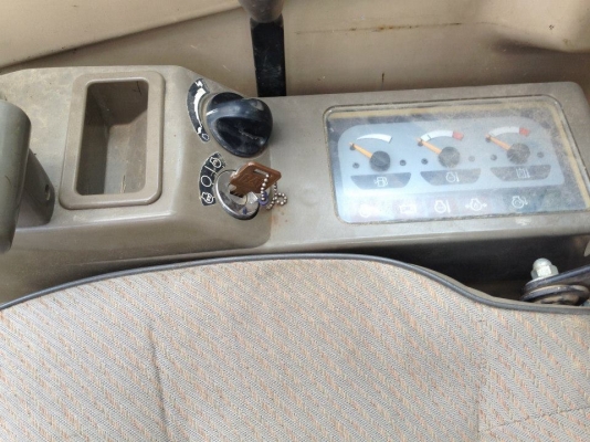 CAT 313BSR สภาพ สวยเดิมๆทุกอย่าง เครื่องนางฟ้า รถนำเข้าจากญี่ปุ่นไม่เคยใช้งานในไทย พร้อมใบอินวอย สภาพพร้อมลุยงาน เครื่องยนต์ : 4D34-G96718 เลขซีเรียล : 9PR01009 ปี :1999 สภาพ : พร้อมลุยงาน ราคา :1,400,000 บาท พร้อมเอกสารใบอินวอย CAT 313BSR สภาพ สวยเดิมๆทุกอย่าง เครื่องนางฟ้า รถนำเข้าจากญี่ปุ่นไม่เคยใช้งานในไทย พร้อมใบอินวอย สภาพพร้อมลุยงาน เครื่องยนต์ : 4D34-G96718 เลขซีเรียล : 9PR01009 ปี :1999 สภาพ : พร้อมลุยงาน ราคา :1,400,000 บาท พร้อมเอกสารใบอินวอย