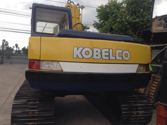 KOBELCO SK120 MARKlll มาร์คที รถนอกนำเข้าจากญี่ปุ่น เชคนอก  พร้อมอินวอยใบแจ้งจำหน่าย   ชั่วโมง : 2,912  คอลโทรล : น้ำมัน-สั้น  ใบแทรคยาว 70ซม. เครื่อง: 4BD1 อีซูซุ ปั้ม: K3V63 ตัวเดิน:ไฮดราส  ราคา 1,350,000 บาท  Price 41,053.50 USD
