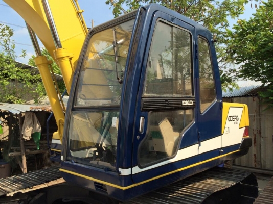 KOBELCO SK120 MARKlll มาร์คที รถนอกนำเข้าจากญี่ปุ่น เชคนอก  พร้อมอินวอยใบแจ้งจำหน่าย   ชั่วโมง : 2,912  คอลโทรล : น้ำมัน-สั้น  ใบแทรคยาว 70ซม. เครื่อง: 4BD1 อีซูซุ ปั้ม: K3V63 ตัวเดิน:ไฮดราส  ราคา 1,350,000 บาท  Price 41,053.50 USD