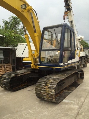 KOBELCO SK120 MARKlll มาร์คที รถนอกนำเข้าจากญี่ปุ่น เชคนอก  พร้อมอินวอยใบแจ้งจำหน่าย   ชั่วโมง : 2,912  คอลโทรล : น้ำมัน-สั้น  ใบแทรคยาว 70ซม. เครื่อง: 4BD1 อีซูซุ ปั้ม: K3V63 ตัวเดิน:ไฮดราส  ราคา 1,350,000 บาท  Price 41,053.50 USD