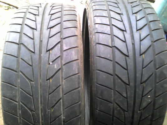 225/35R20 NITTO NT-555 มี 2 เส้น TEL.081-427-3941 225/35R20 NITTO NT-555 มี 2 เส้น TEL.081-427-3941
