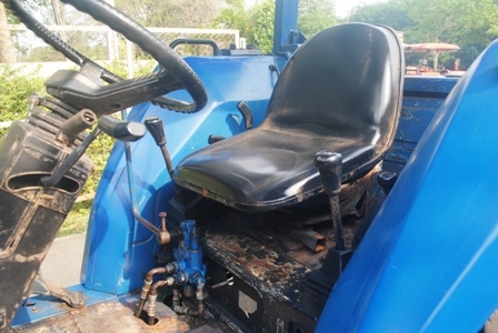 ขายรถไถ ISEKI  (4WD) ขนาด 45 แรง พร้อมใบมีดหน้า รถพร้อมใช้งาน